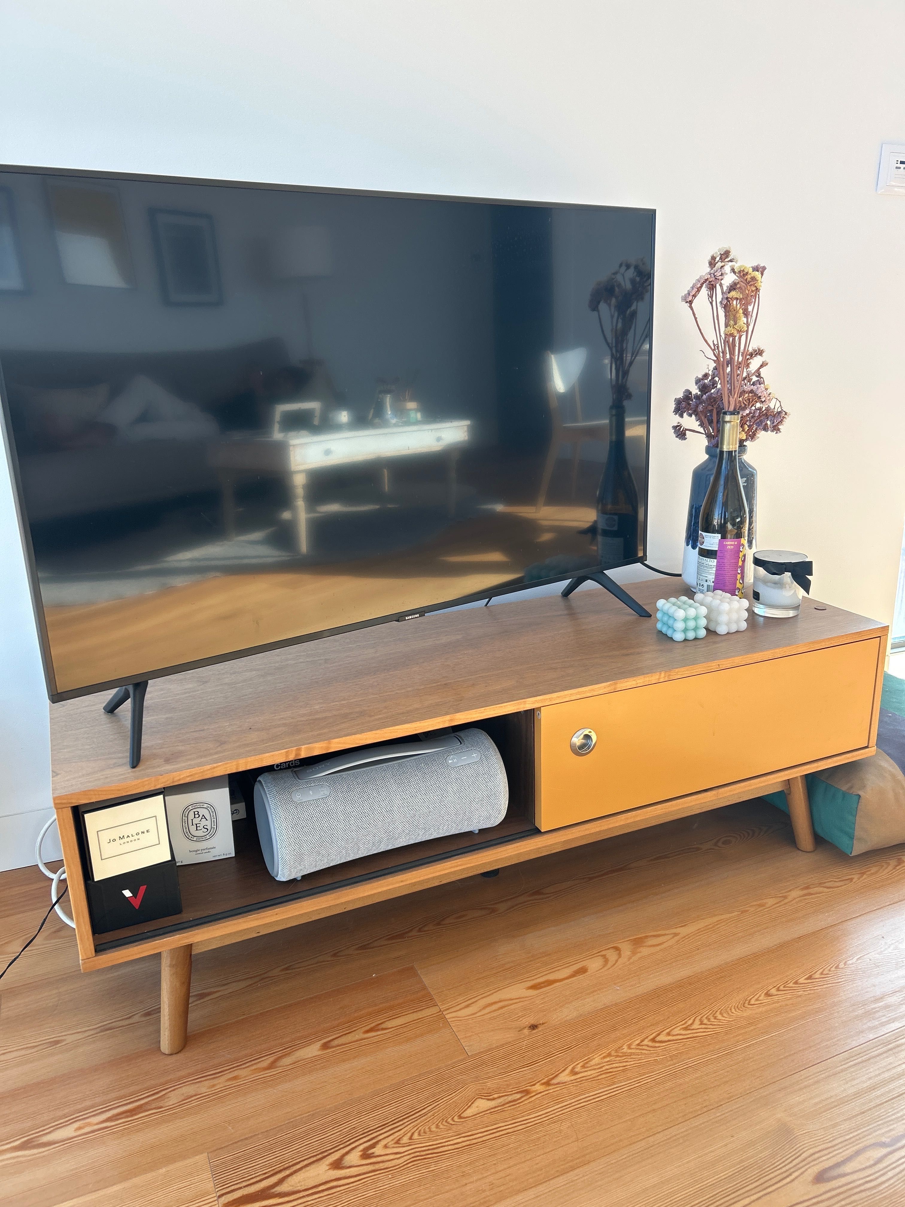 Aparador / consola TV ÁREA Panneau Amarelo