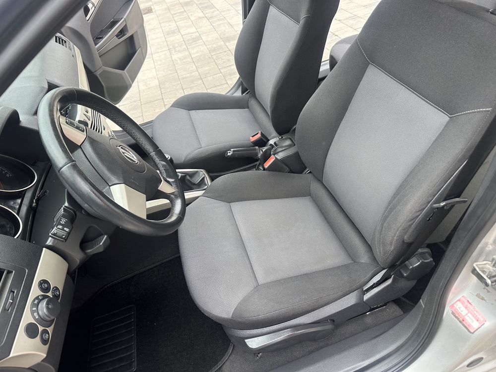 1.6 benzyna 2 wlasciciel sprowadzona z Niemiec Ładna