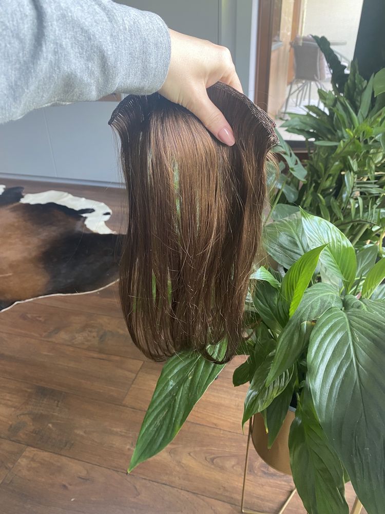 Naturalne włosy słowiańskie clip-in dł. 39 cm kasztanowy brąz.  Nowe