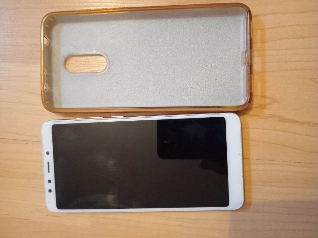 Продам Redmi 5 3×32 (б/у)