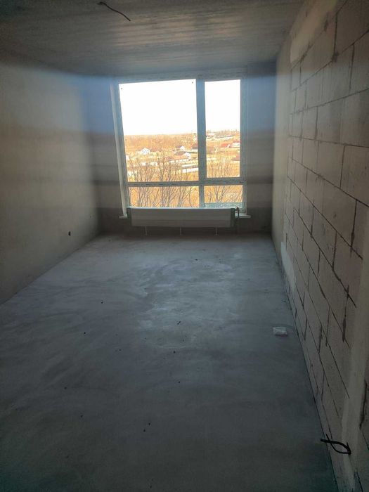 Продам 1 кiмнатну квартиру по вул.Багряного 39,ЖК Олександрiвський