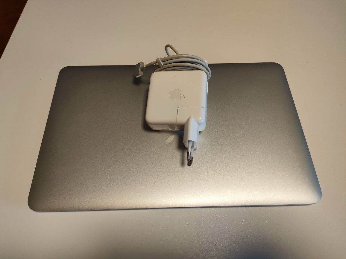 MacBook Air 11' late 2014