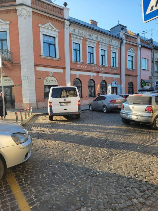 Здається в оренду комерційне приміщення.