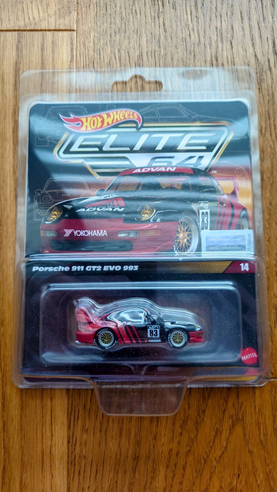 Hot Wheels Elite 64 Porsche 911 GT2 EVO 993 Advan