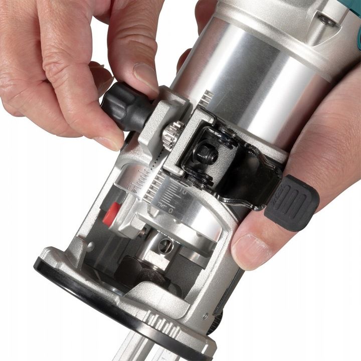 Frezarko-wycinarka 710w Akcesori Rt0702cx2j Makita