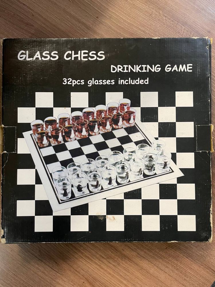 Игра пьяные шахматы(шахматы с рюмками)