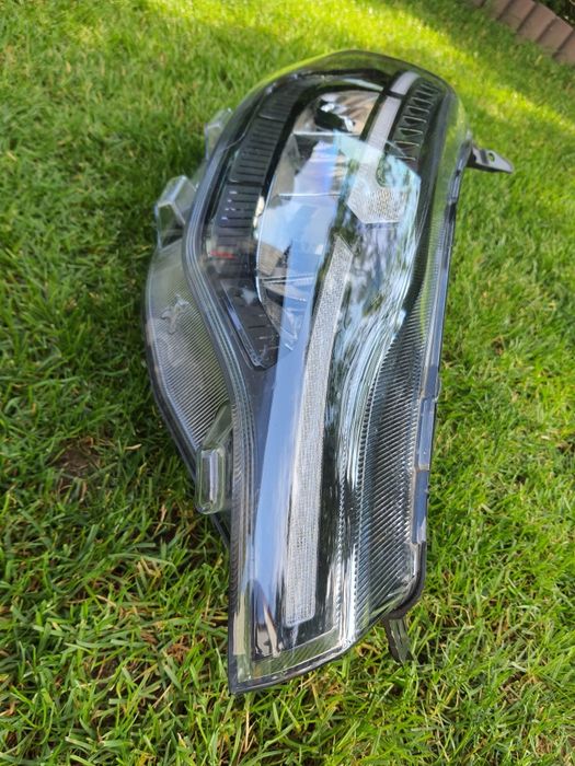 Ford Transit Custom II lampa prawa