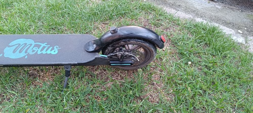 Sprzedam hulajnogę elektryczna motus