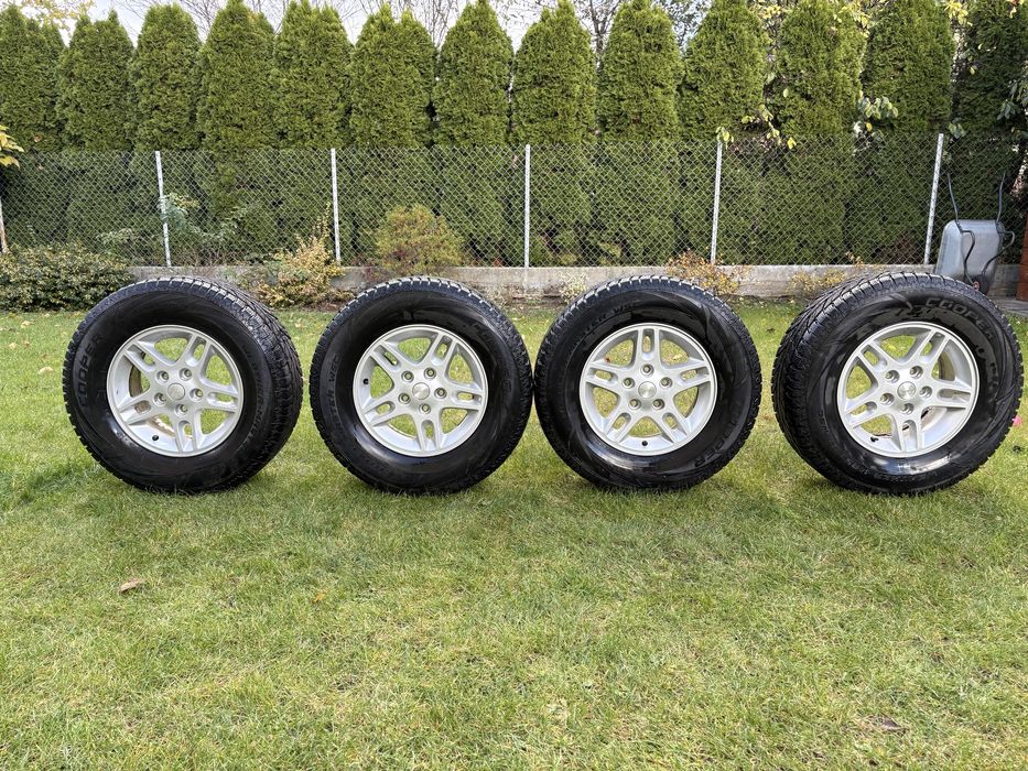 Koła zimowe Jeep Grand Cherokee w bardzo dobrym stanie