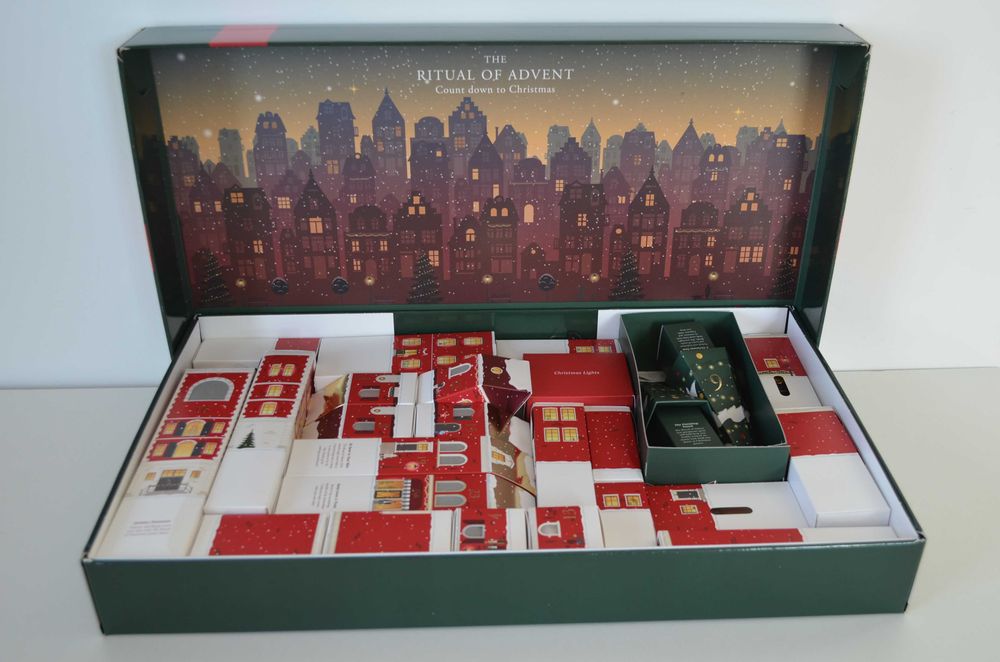 Kalendarz adwentowy rituals pusty