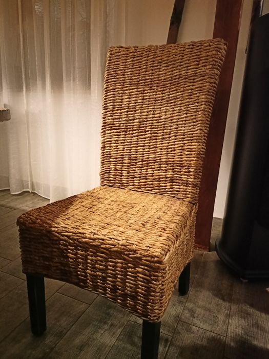 Krzesła (4 szt) do jadalni