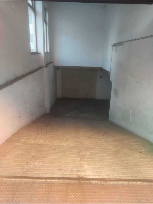 Garagem com 18m2 aluga-se