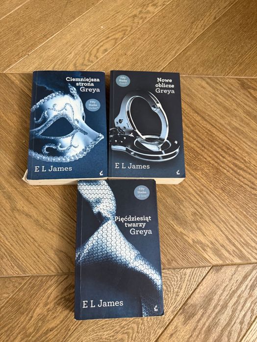 3 książki z serii 50 twarzy Greya