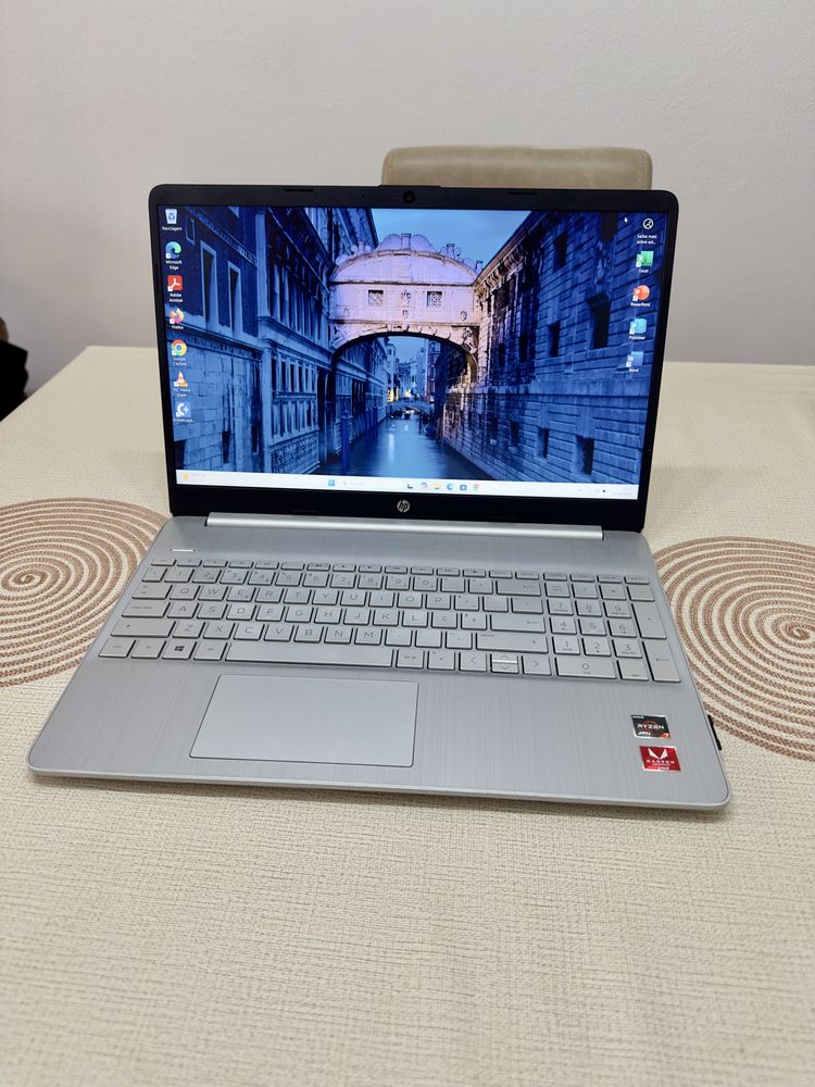 Hp 15s Ryzen 7 1TB C/Novo