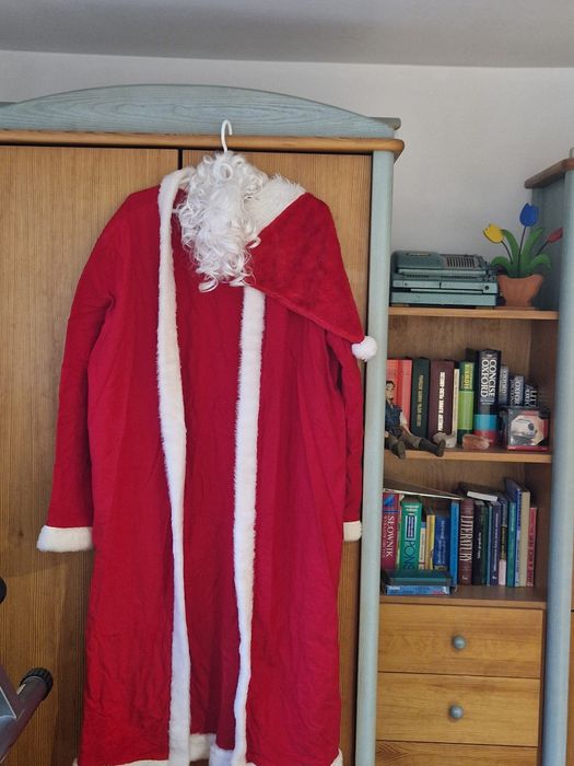 Strój mikołaja z brodą