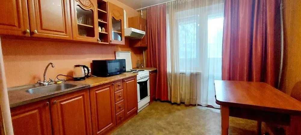 Продам 1к квартиру на 1 поверсі ж/м Тополь 2