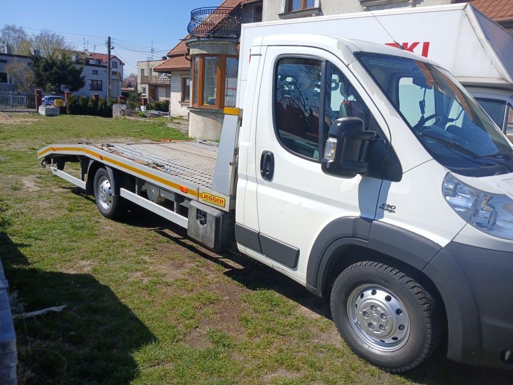 Sprzedam Auto lawetę Fiat Ducato z 2012 r.