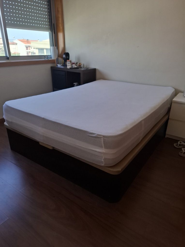 Cama baú e colchão