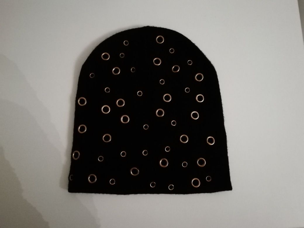 Gorro M, NOVO Zara - com detalhes douradas