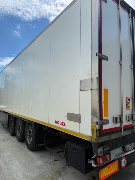 Naczepa chłodnia koegel 2012 rok