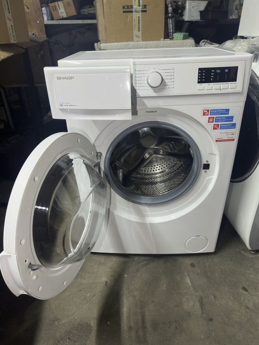 Пральна машина Sharp на 6 кг