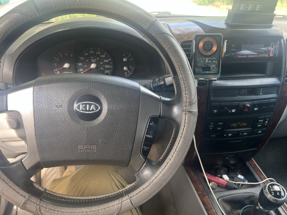 Продам Kia sorento на полном ходу