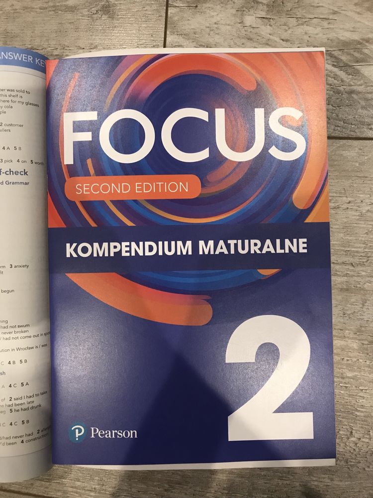 Nowe Ćwiczenia Focus 2 Second Edition + Kompendium maturalne