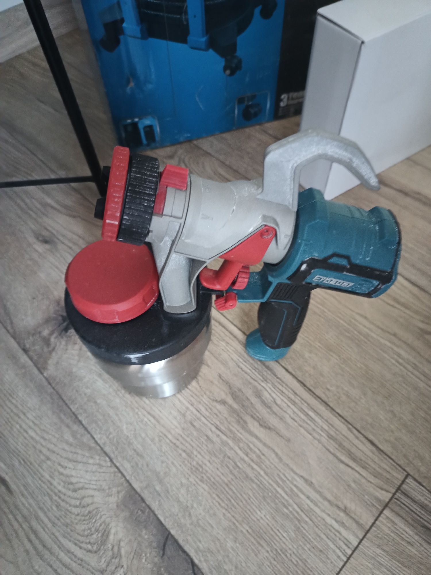 Agregat  Erbauer 800 W
