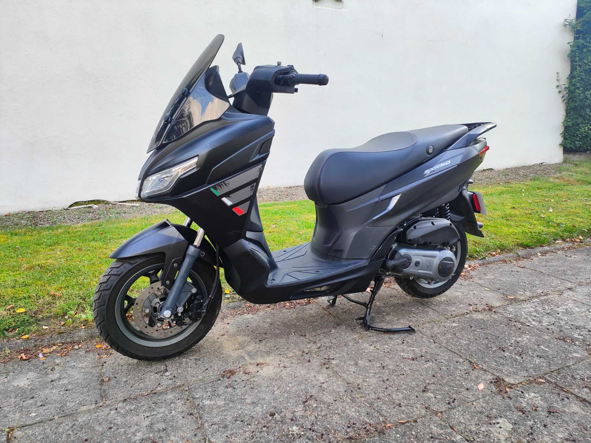 Aprilia SXR 50 SKUTER 2021R 100% Sprawny Niski Przebieg Transport RATY