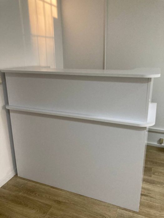 Ресепшн / Стійка адміністратора