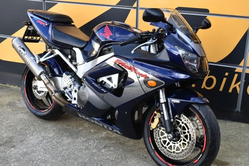 Honda CBR CBR 900 RR Fireblade 2001 Oryginał Bezwypadkowy RATY