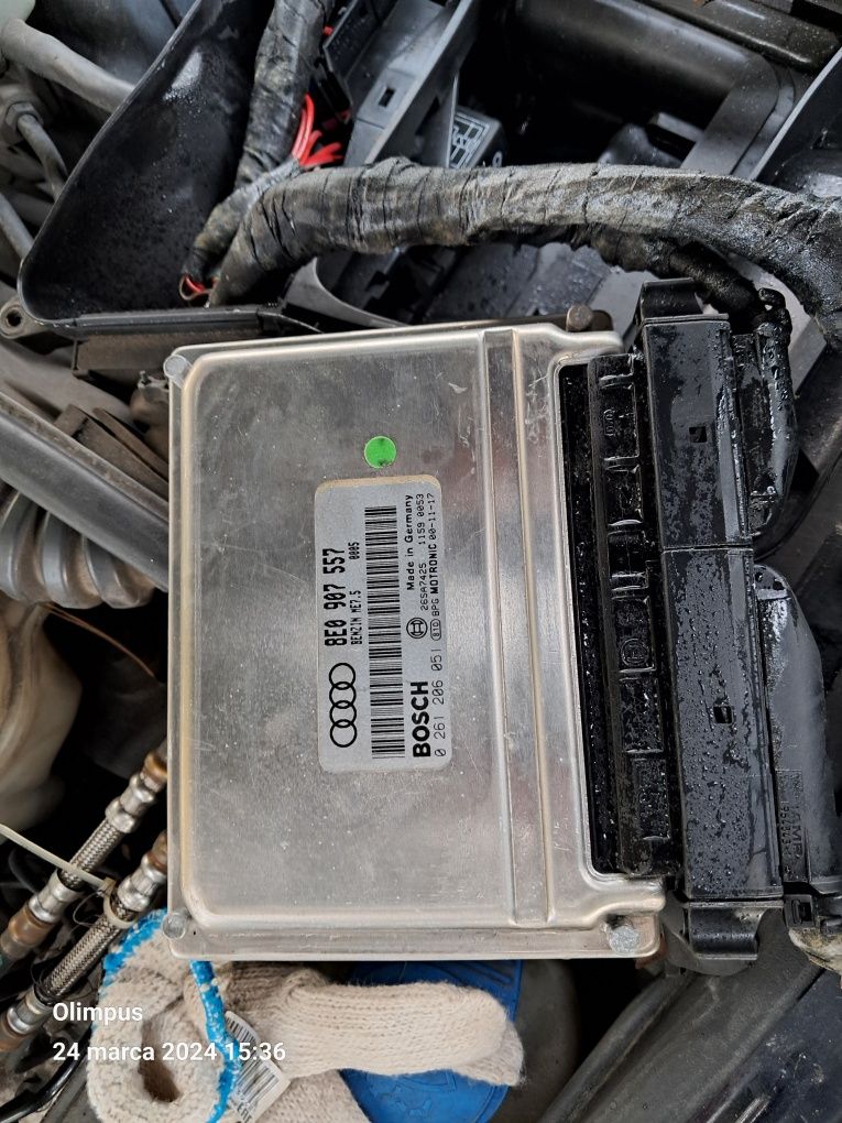 Audi A4,B6,sterownik,moduł,komputer zestaw startowy,stacyjka,tapicerka