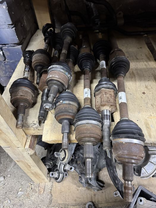 Привід полувісь тягаперед зад Ford Escape mk4