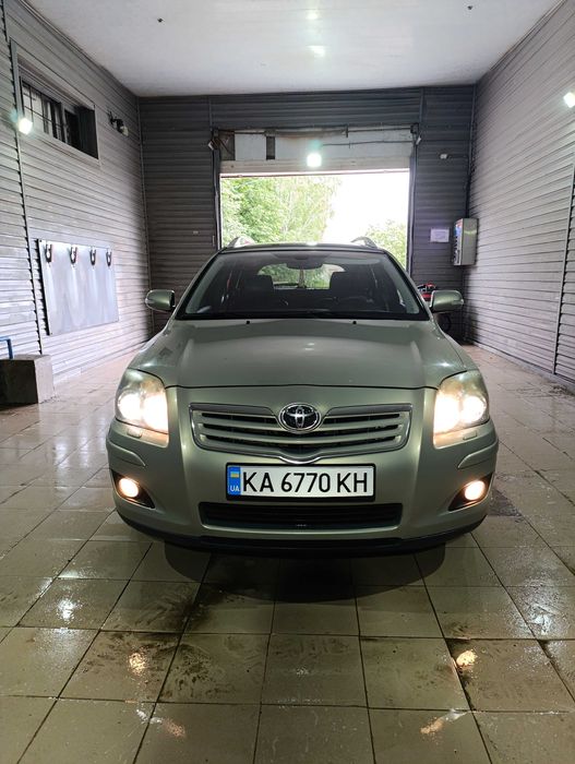 Toyota Avensis 2.4 АКПП