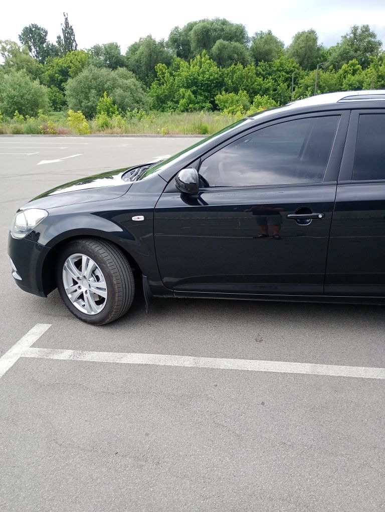 Продам Киа Сид 2009г