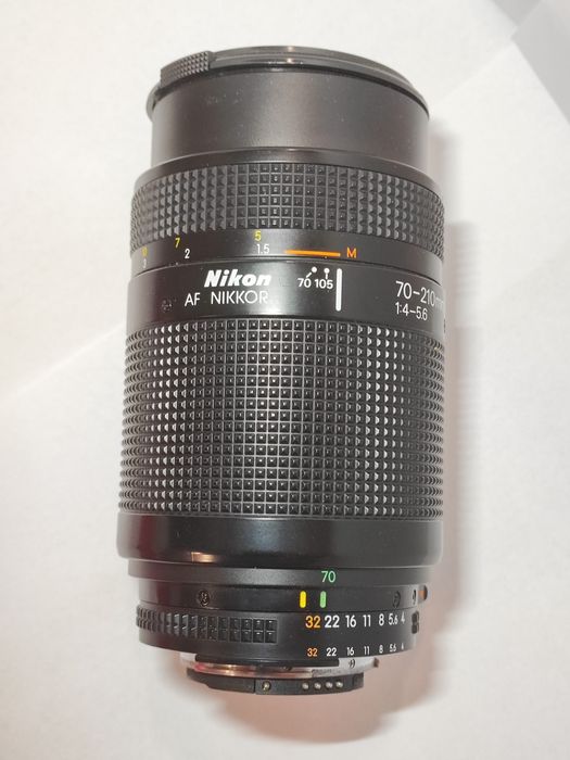 Obiektyw nikkor Nikon 70-210 f4-5.6 stan idealny