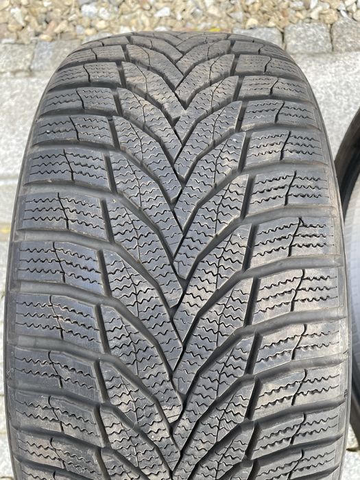 Komplet opon zima Nexen Winguard Sport 2 215/40/18 dot3520 6,5-7mm