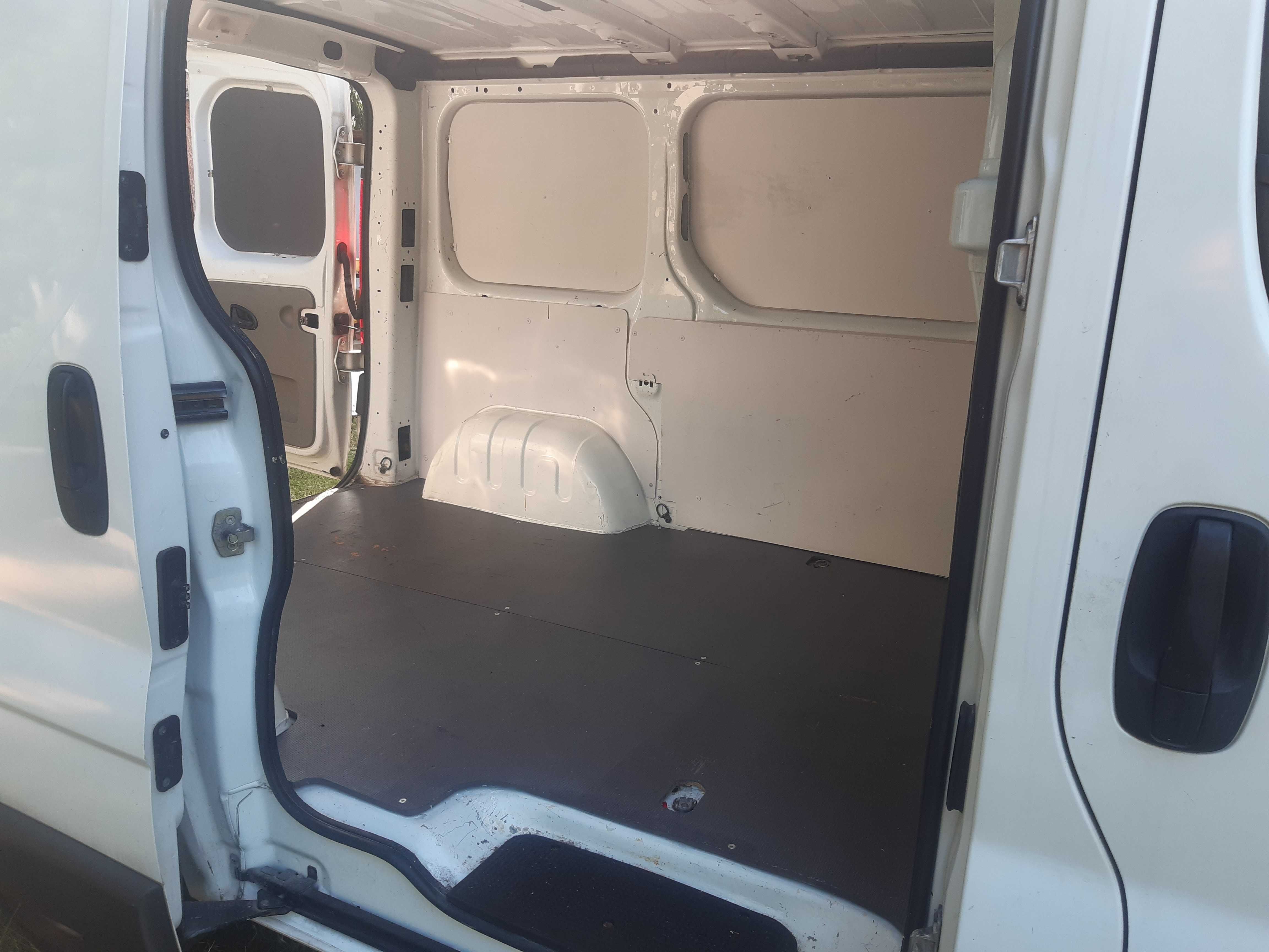 Renault Trafic 2.0 dci