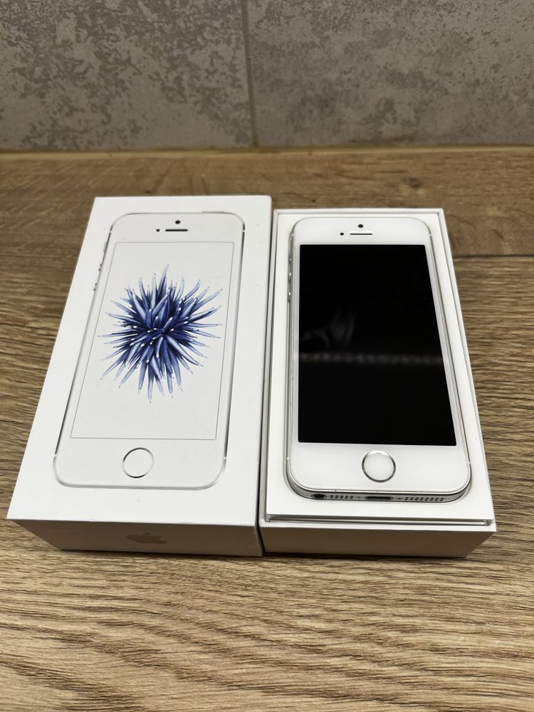 iPhone SE 32GB Silver