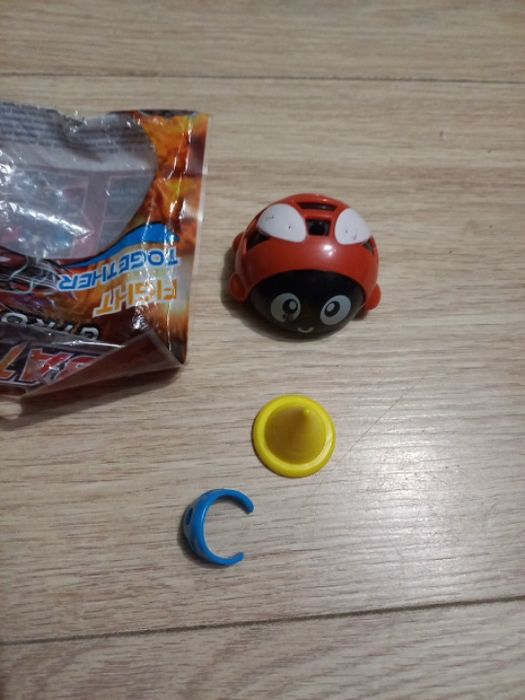 Боевой жук игрушка