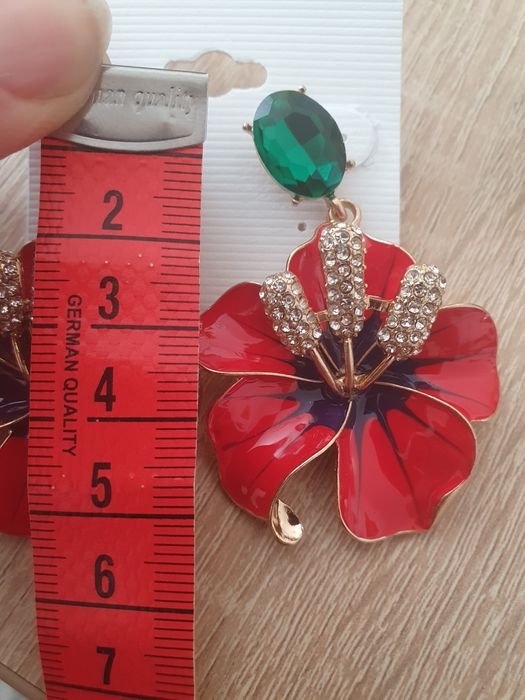 Piękne kolczyki czerwone kwiaty 5cm