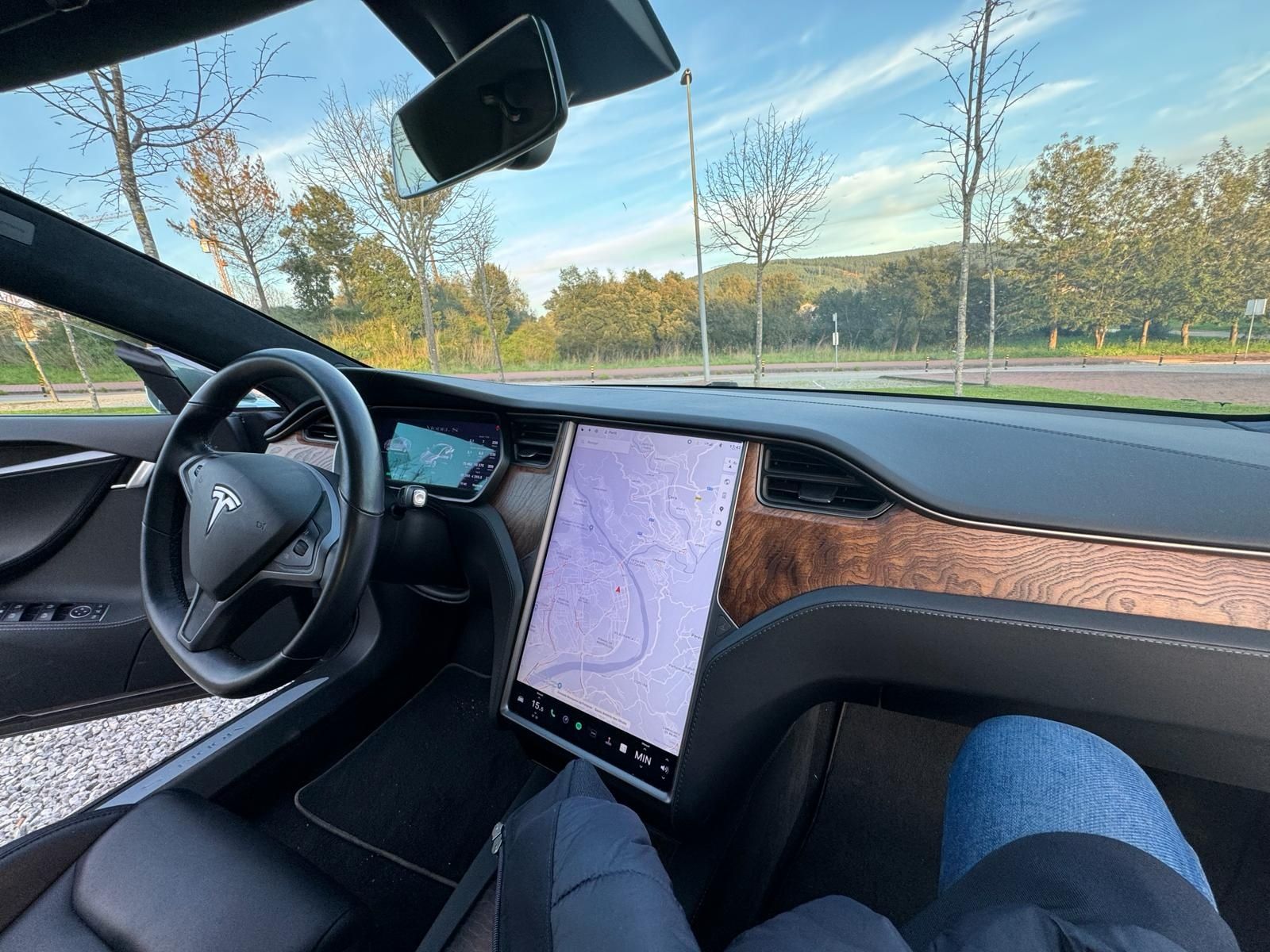 Tesla model S long range 2020