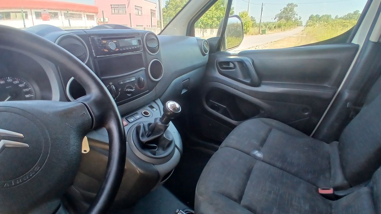 Citroen berlingo 3 L barata
