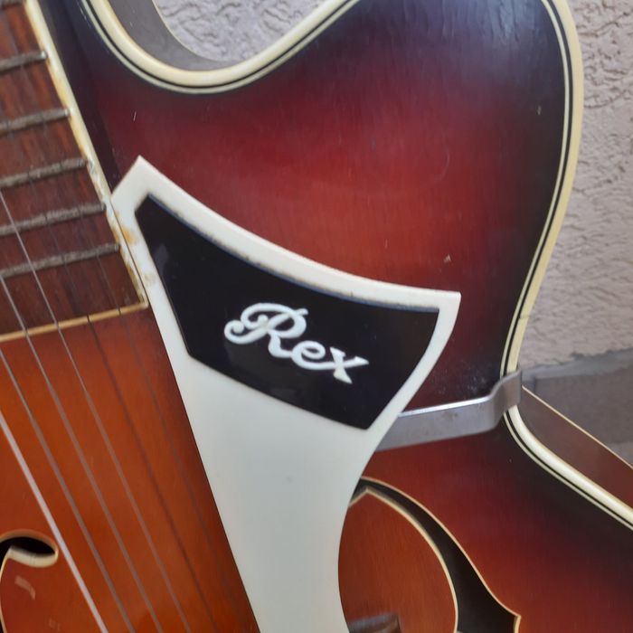 Вінтажна акустична гітара Rex archtop 1950-х років