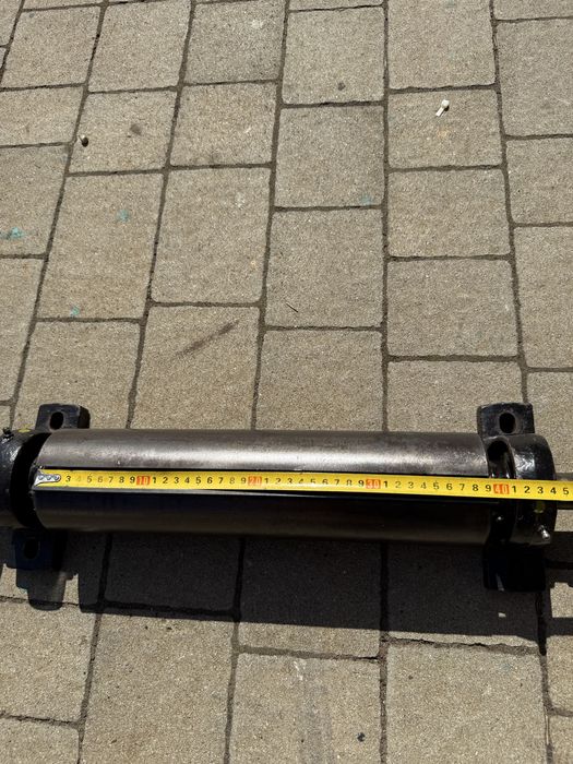 Wał z nożami do heblarki strugarki grubosciówki z mocowaniem na piłe