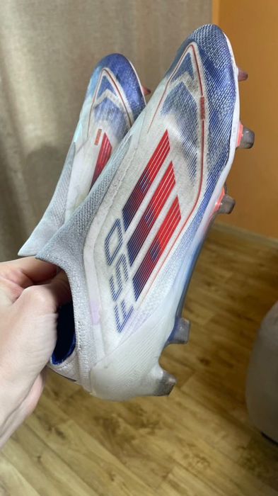 Продам бутси F 50 adidas