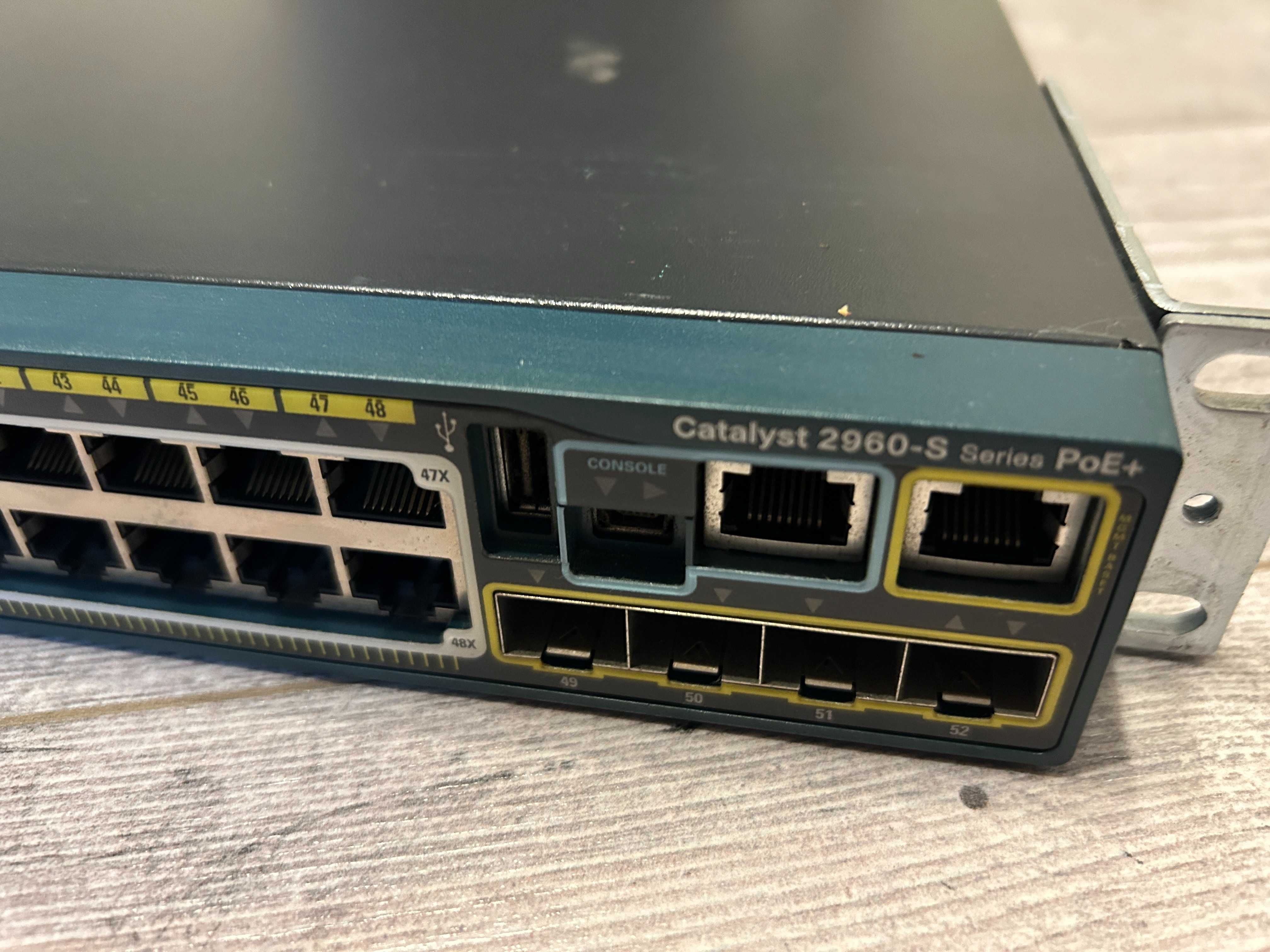 Switch Cisco Catalyst 2960-S 48 POE