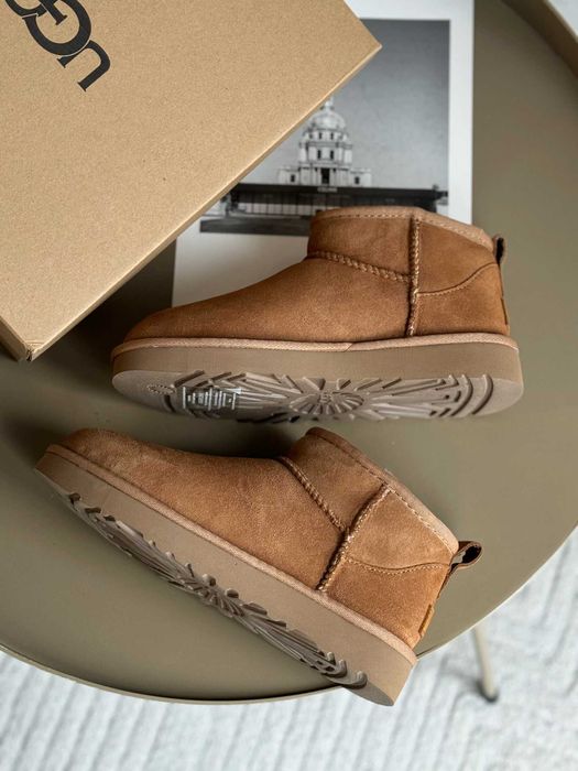 Buty UGG_CLASSIC_ULTRA_MINI_damskie_Trampk R.40