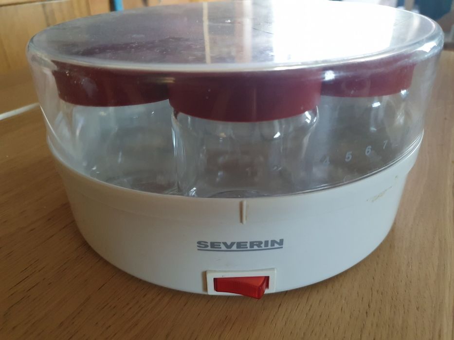 Iogurteira Severin