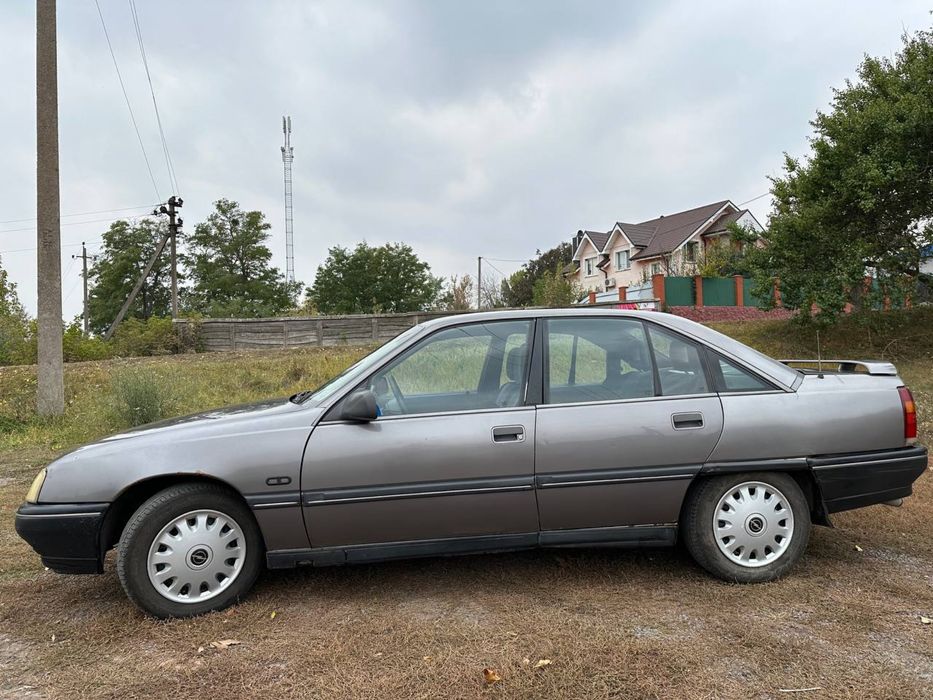 Opel Omega 2.0 бензин
